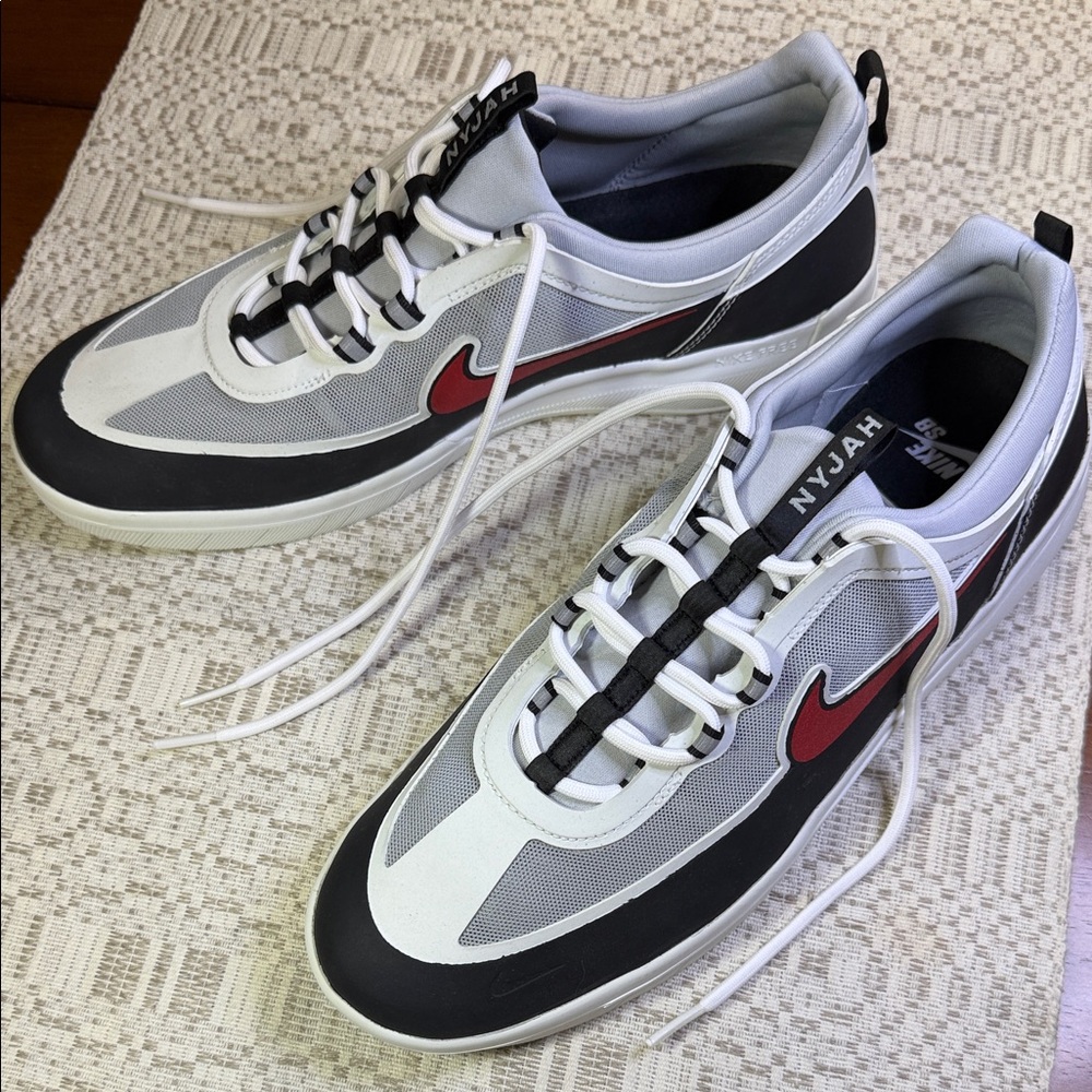 Nike SB Nyjah Free 2 Men's Size 12 Sneakers